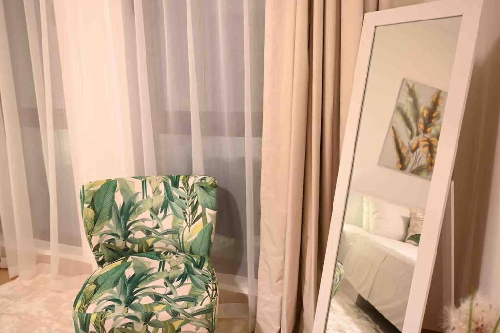 Brand New Furniture . Close To Dubai Mall. Exterior foto