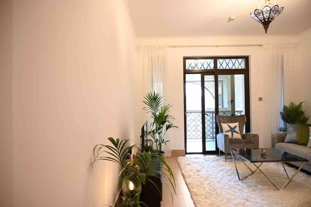 Brand New Furniture . Close To Dubai Mall. Exterior foto